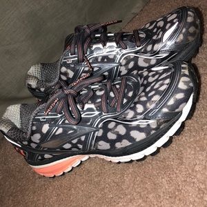 💥💥Women’s Tennis Shoes👟